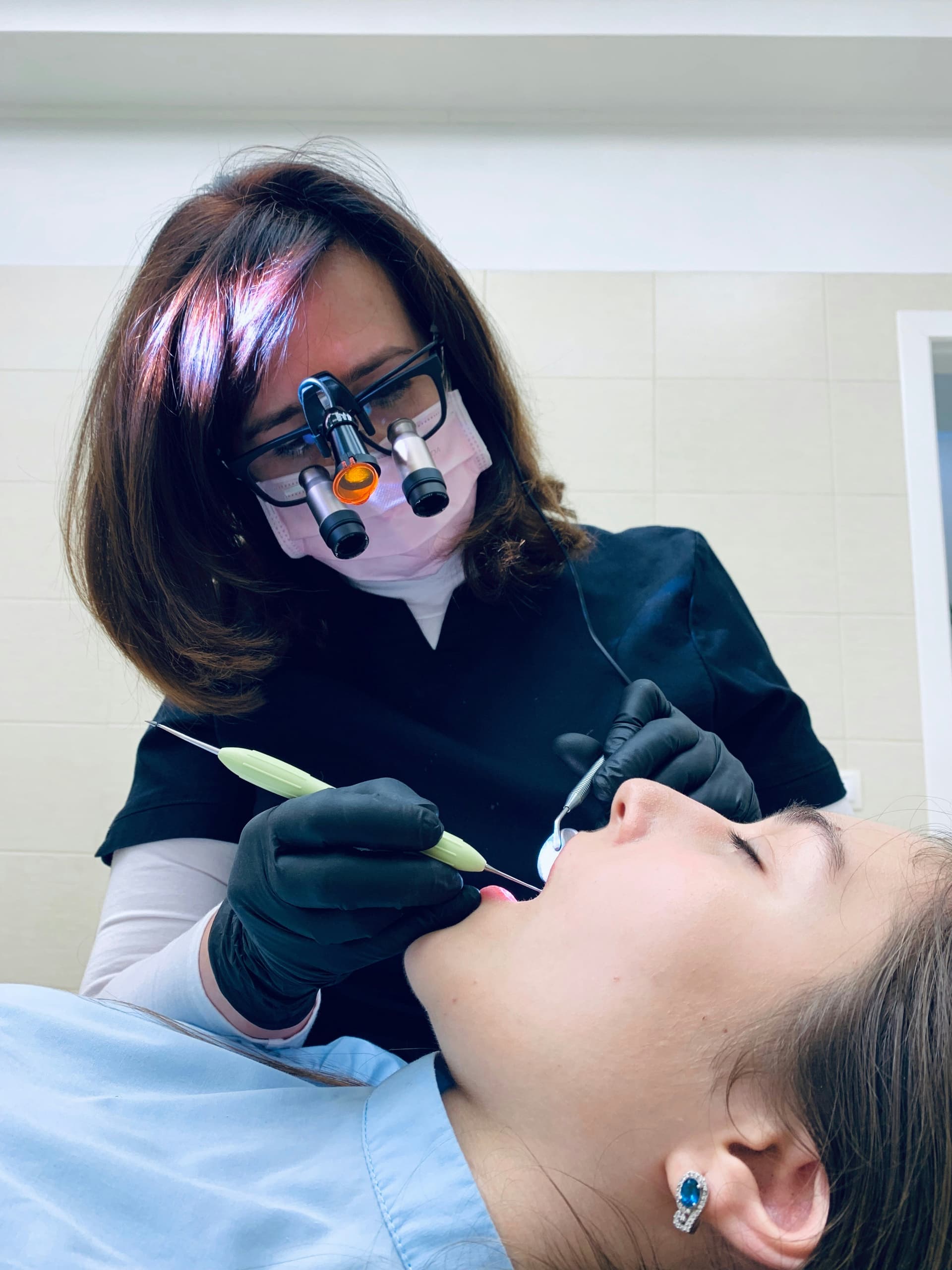 What Skills Are Required to Work as a Dental Assistant?